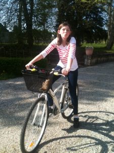 Riding bikes in the French countryside- je suis hereux
